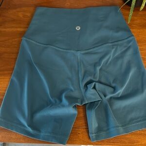 Lululemon align shorts 6” size 4